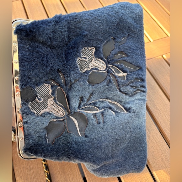 Terrida Blue Fur Leather Appliqué Top Handle Bag - Picture 8 of 8